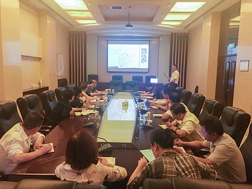 建設(shè)集團(tuán)董事長(zhǎng)寧興剛主持召開(kāi)合作項(xiàng)目研討會(huì)