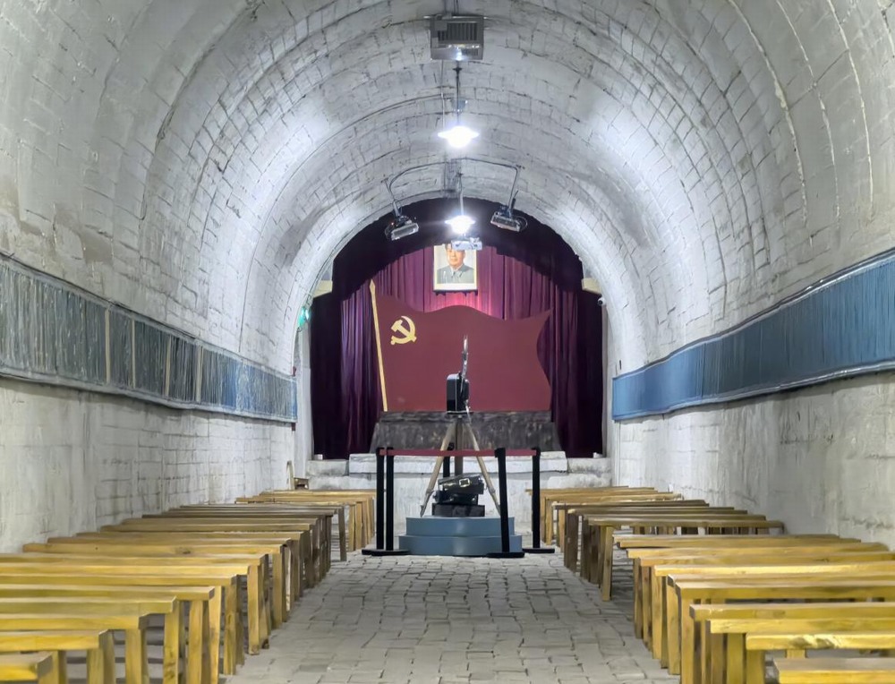 陜煤建設(shè)銅煤公司：探訪“地下長城” 汲取紅色力量